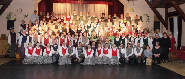 Azanda un draugi 2025